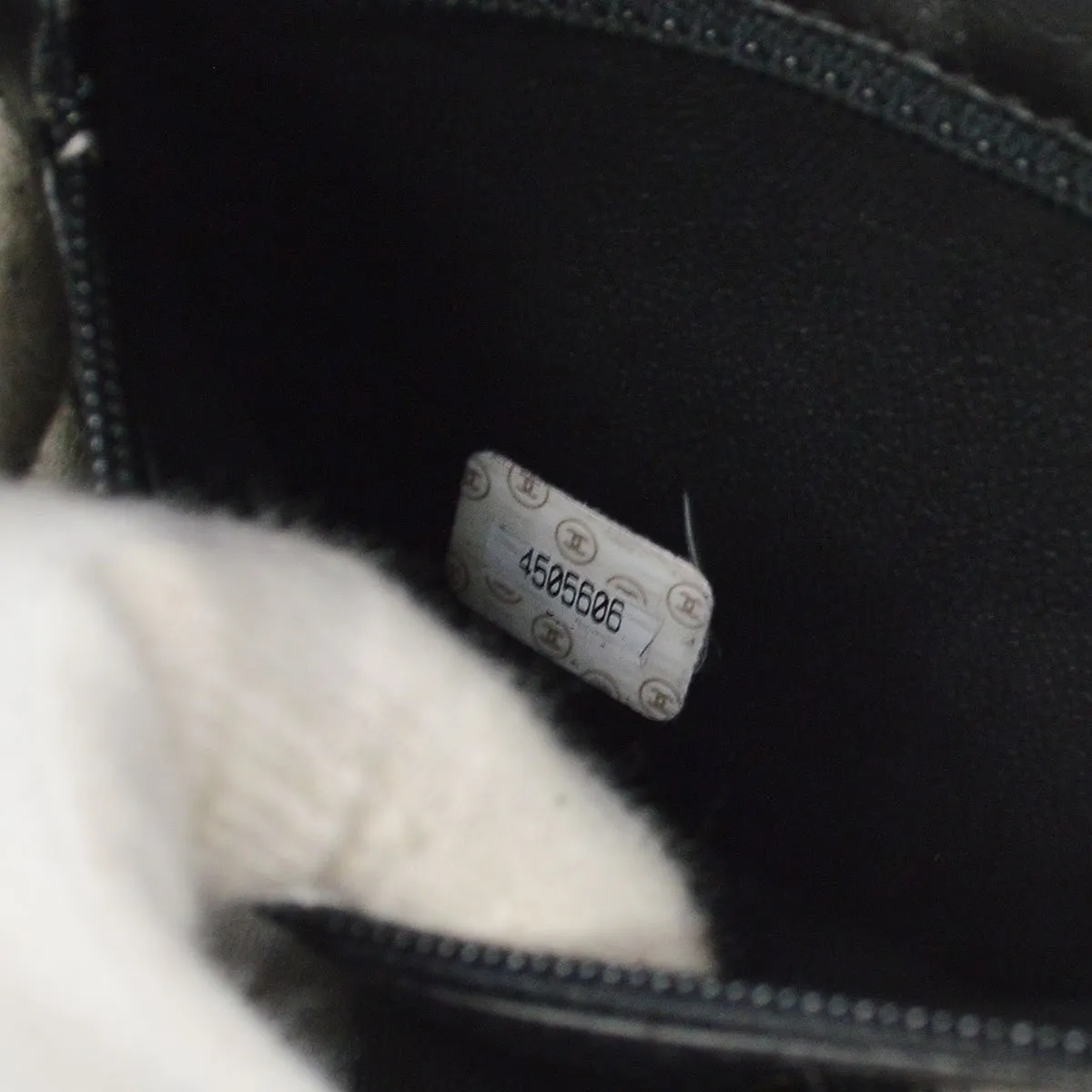 CHANEL 1996-1997 Lunch Box Vanity Medium Black Caviar AK38047k