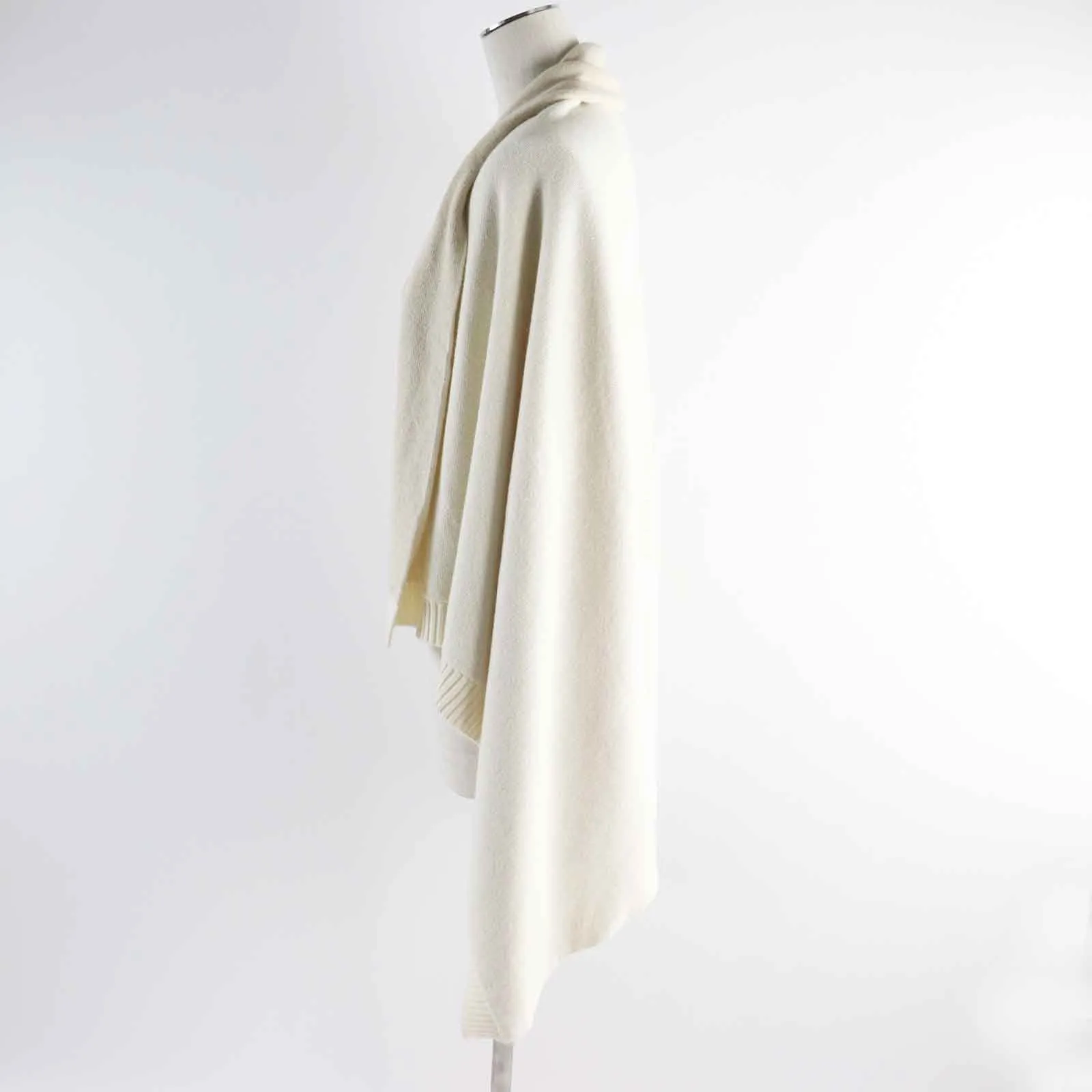 FENDI Scarf wool Ivory beige