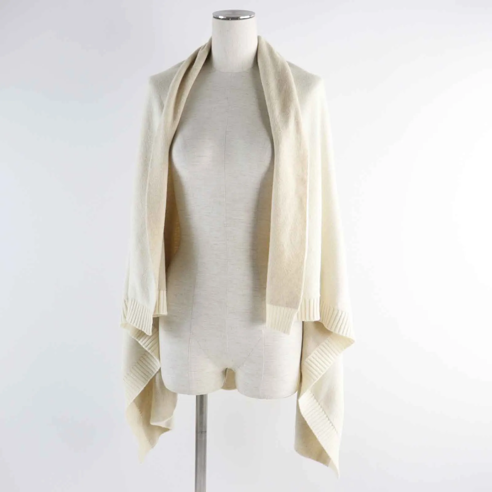 FENDI Scarf wool Ivory beige