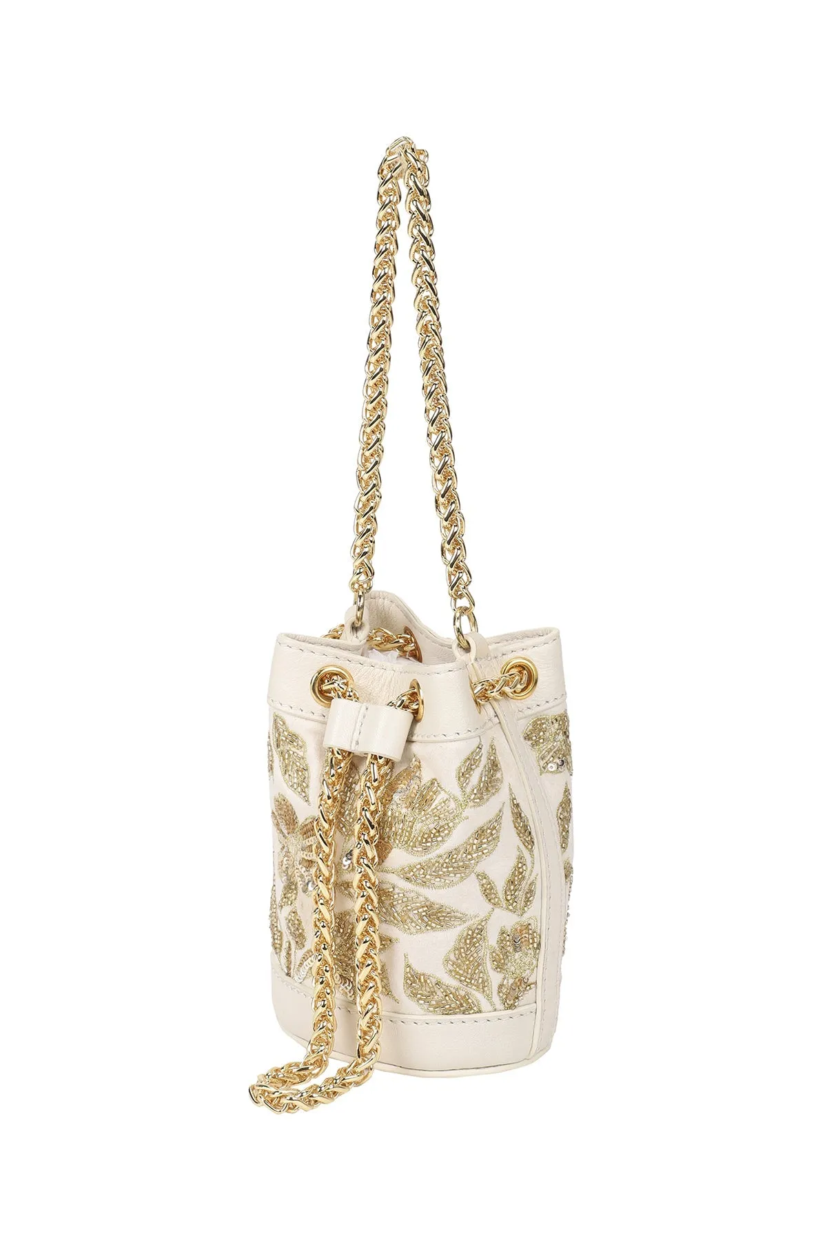 Sharnamli Mehra Adhar with the Holly bag