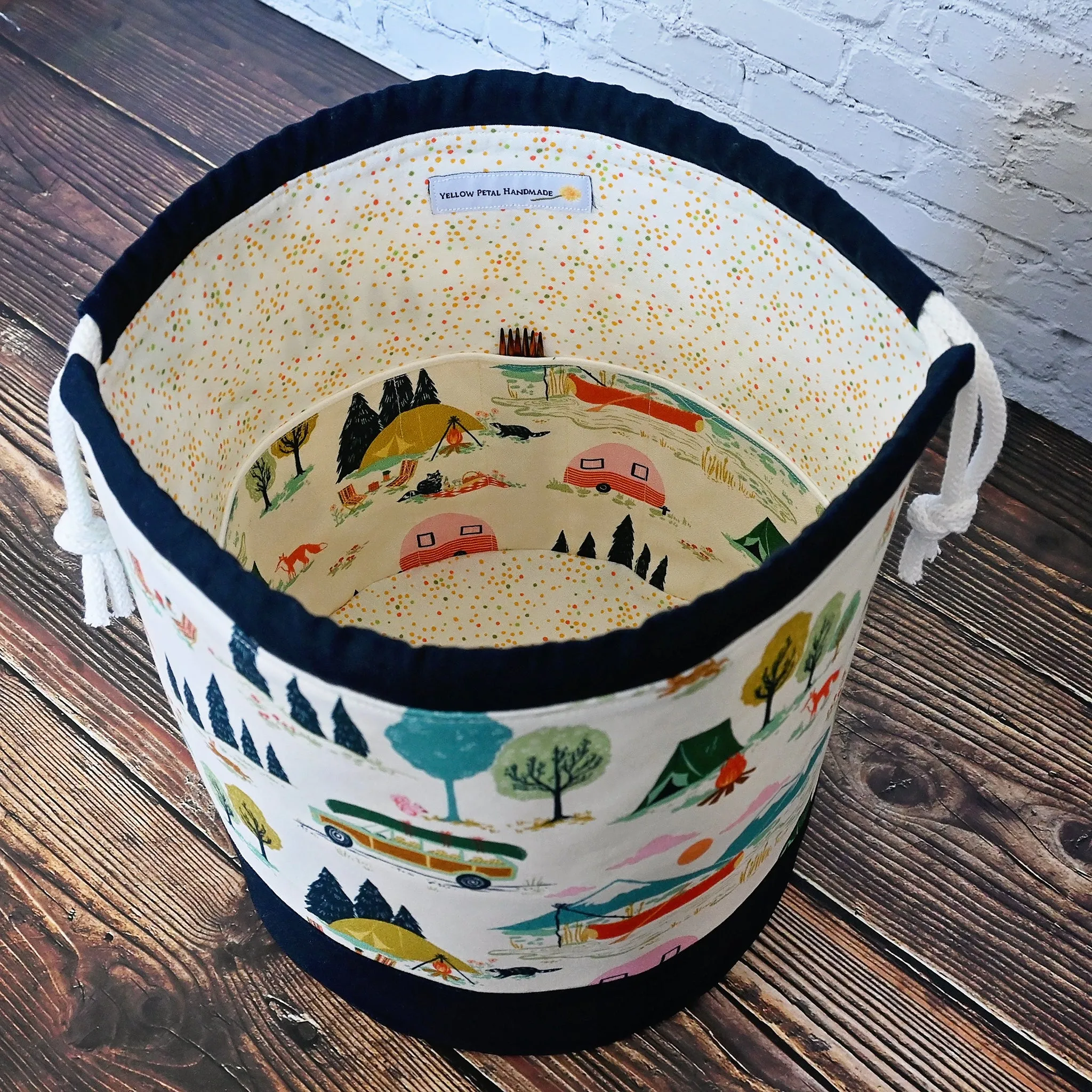 Vintage Camper Themed Bucket Bag